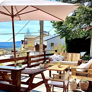 Pura Vida , Estavar Francia