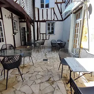 Nogapatio - - Bed & Breakfast